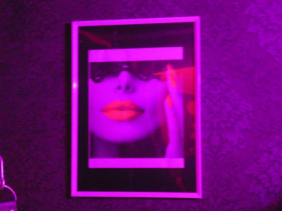 Love Room Le Rouge Et Noir 巴尔 外观 照片
