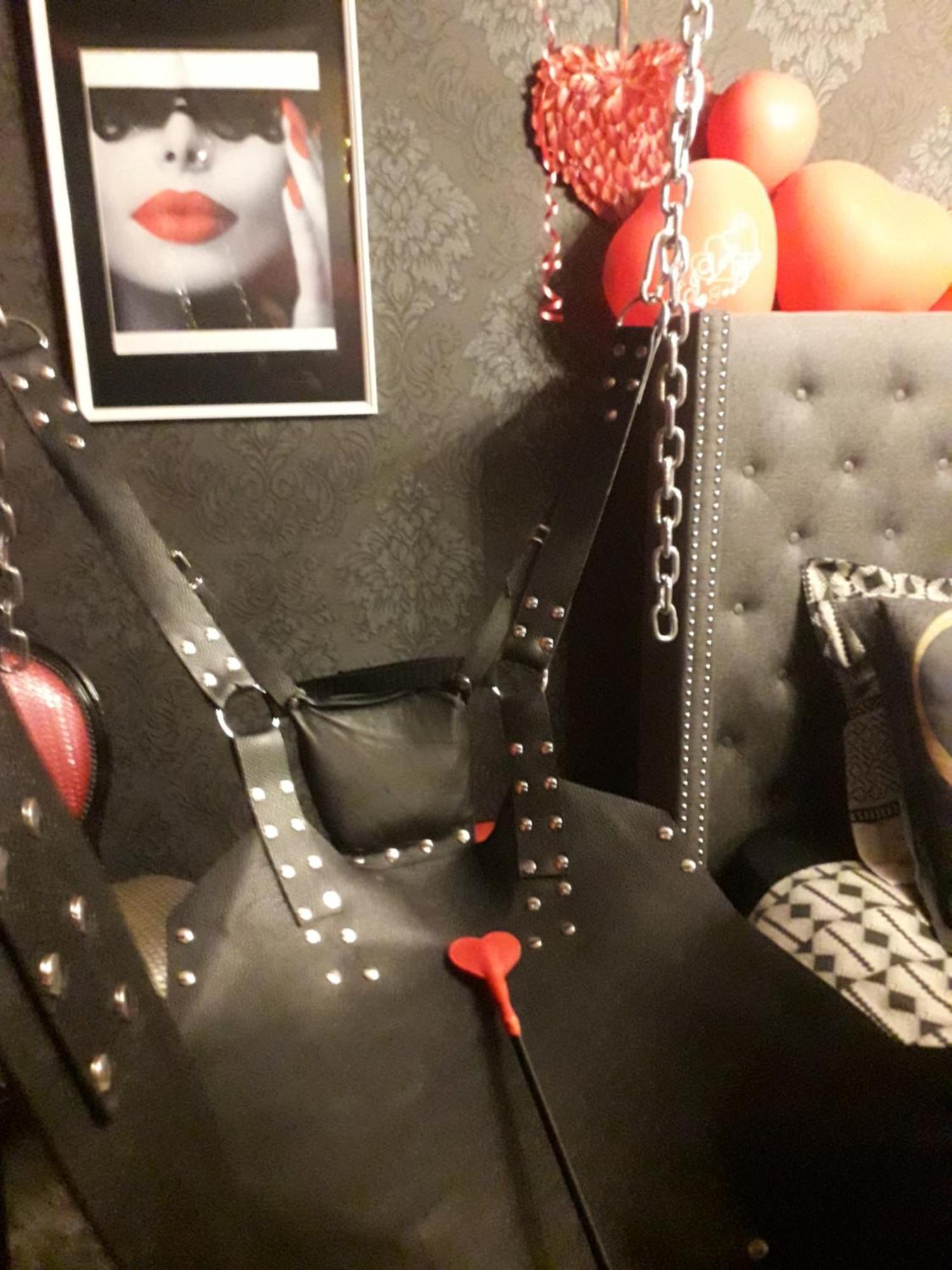 Love Room Le Rouge Et Noir 巴尔 外观 照片